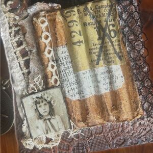 Junk journal/ Grungy /Mini Book Art